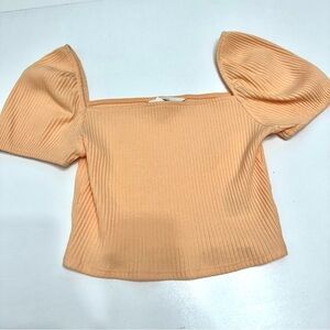 H&M ribbed crop top peach color size small